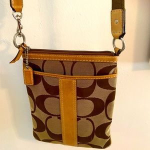 Coach Crossbody Messenger Bag, Great Condition.